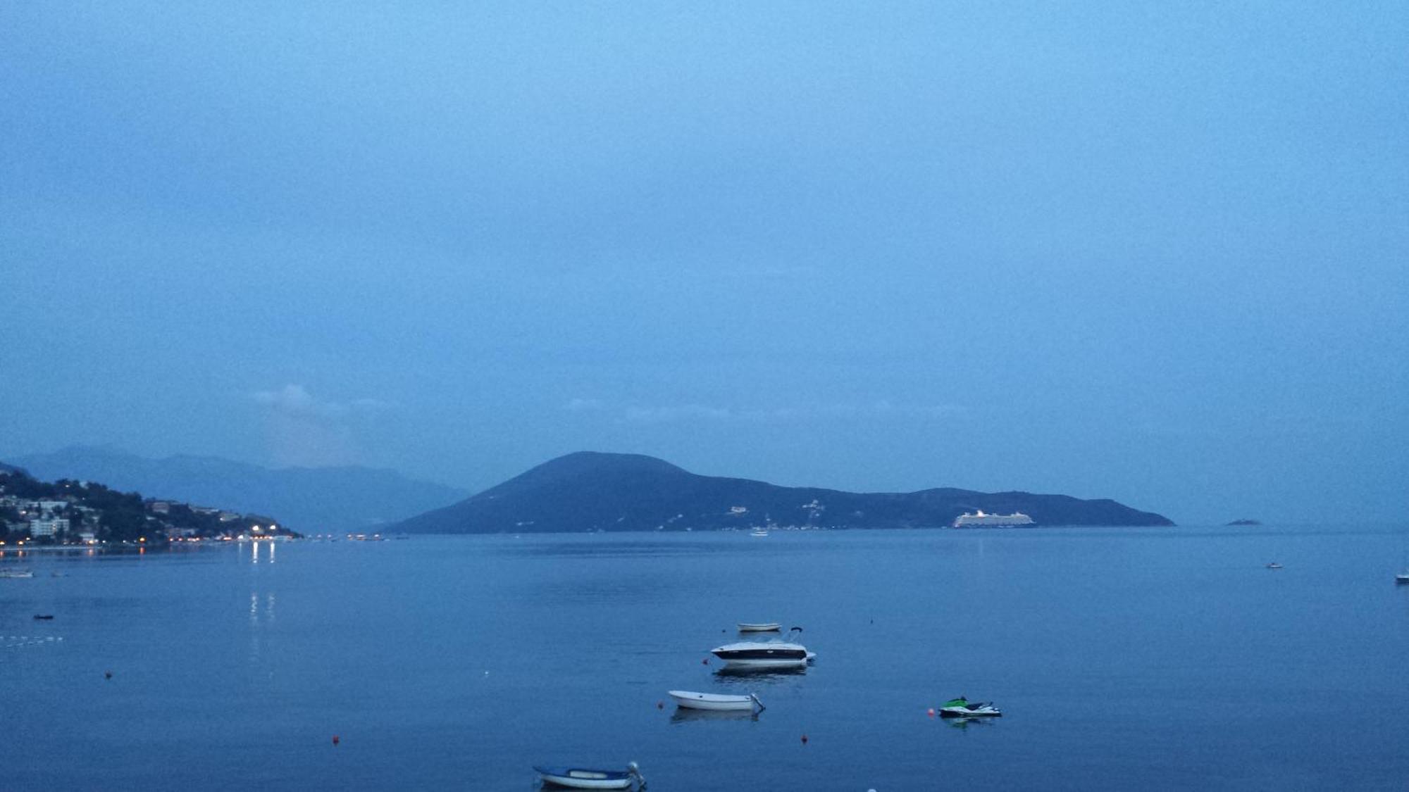 Apartments Grifone Lux Herceg Novi Habitación foto