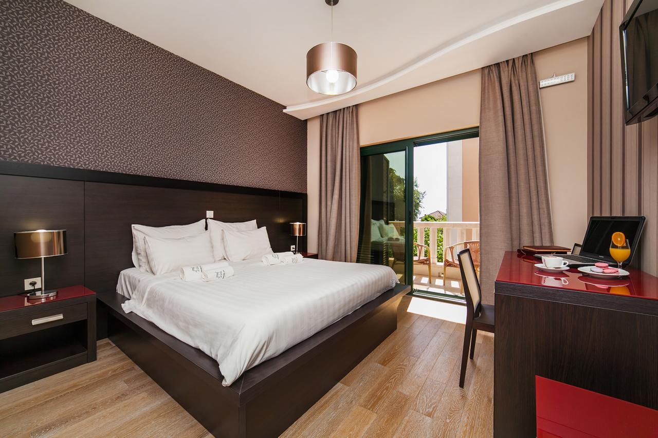 Apartments Grifone Lux Herceg Novi Exterior foto