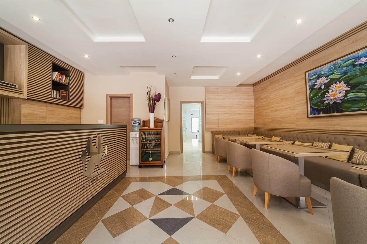 Apartments Grifone Lux Herceg Novi Exterior foto