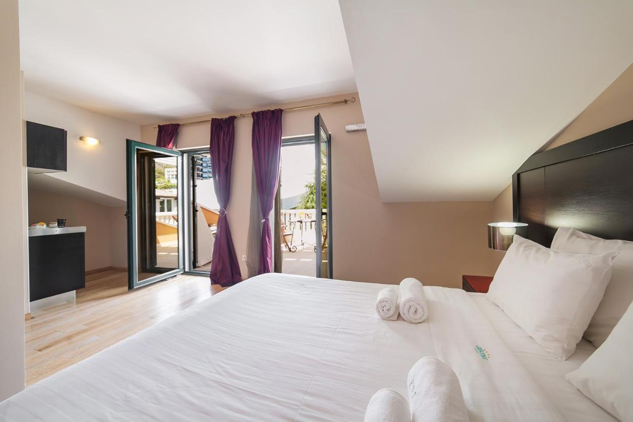 Apartments Grifone Lux Herceg Novi Exterior foto