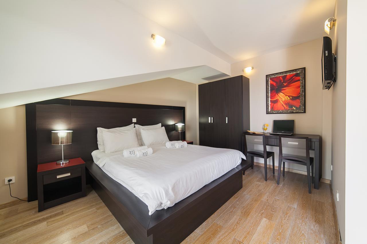 Apartments Grifone Lux Herceg Novi Exterior foto